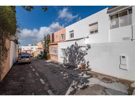 Doppelhaushälfte zum Kauf 630.000 € 5 Zimmer 183 m² 151 m² Grundstück Granada 18008