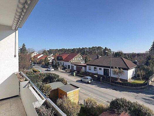 Wohnung zum Kauf 269.000 € 3 Zimmer 82,3 m² 2. Geschoss frei ab sofort Großschwarzenlohe Wendelstein 90530