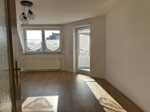 Wohnung zum Kauf 115.000 € 3 Zimmer 66,3 m² 3. Geschoss Groitzsch 04539