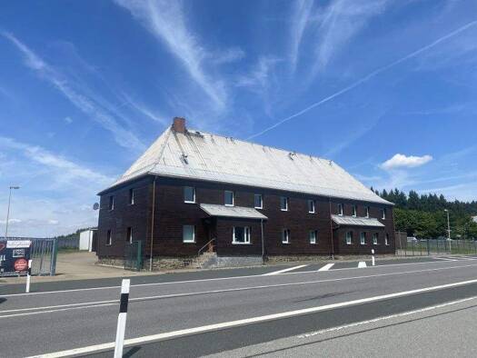 Einfamilienhaus zum Kauf 24 Zimmer 600 m² 4.560 m² Grundstück Oberwiesenthal 09484