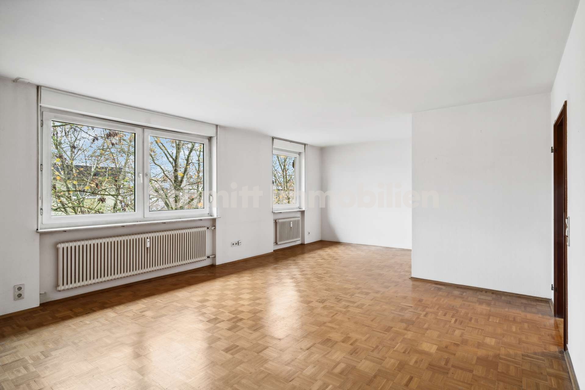 Wohnung zum Kauf 385.000 € 4,5 Zimmer 106 m²<br/>Wohnfläche 3.<br/>Geschoss Schwanheim Frankfurt am Main 60529