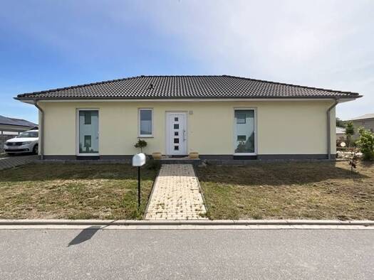 Bungalow zum Kauf 349.000 € 3 Zimmer 100 m² 651 m² Grundstück Hohen Viecheln Hohen Viecheln 23996