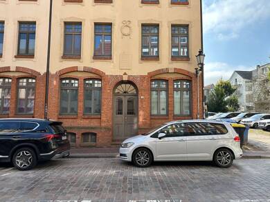 Wohnung zur Miete 800 € 3 Zimmer 95 m² frei ab sofort Altstadt Wismar 23966