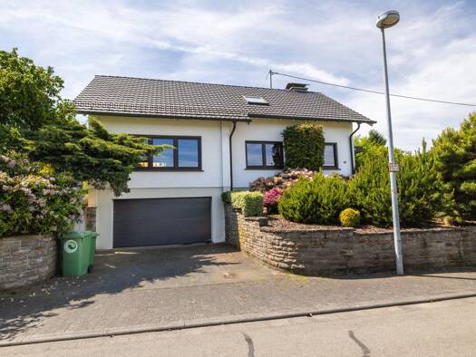 Einfamilienhaus zum Kauf 379.000 € 6 Zimmer 155 m² 1.100 m² Grundstück Vettelschoß Vettelschoß 53560