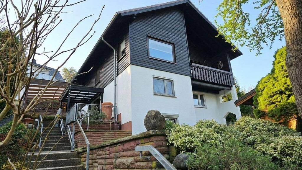 Einfamilienhaus zum Kauf 349.000 € 7 Zimmer 154 m² 698 m² Grundstück Nord-Holland Kassel / Nord (Holland) 34127