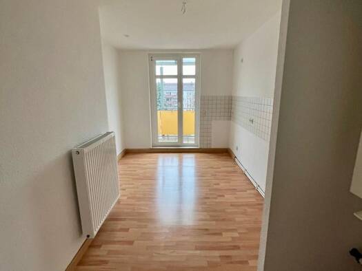 Wohnung zur Miete 540 € 3 Zimmer 90 m² Geschoss 2/4 frei ab 01.04.2026 Alexanderstraße 8 Debschwitz Gera 07548