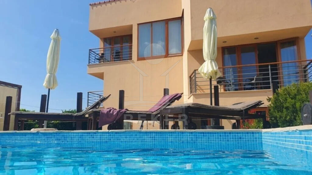 Villa zum Kauf 750.000 € 6 Zimmer 222 m² 523 m² Grundstück Brac