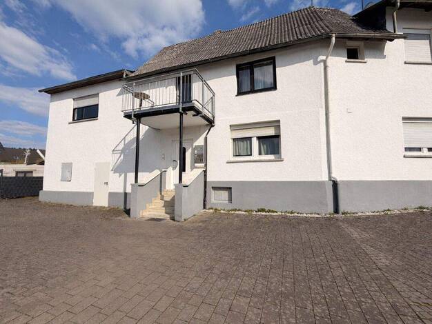 Mehrfamilienhaus zum Kauf 400.000 € 12 Zimmer 340 m² 1.390 m² Grundstück Bissenberg Leun / Bissenberg 35638