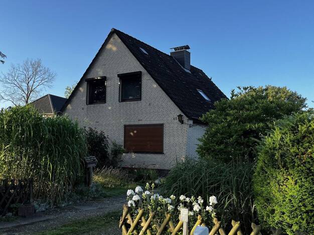 Einfamilienhaus zum Kauf provisionsfrei 560.000 € 7 Zimmer 150 m² 1.275 m² Grundstück frei ab 01.09.2026 Quickborn 25451