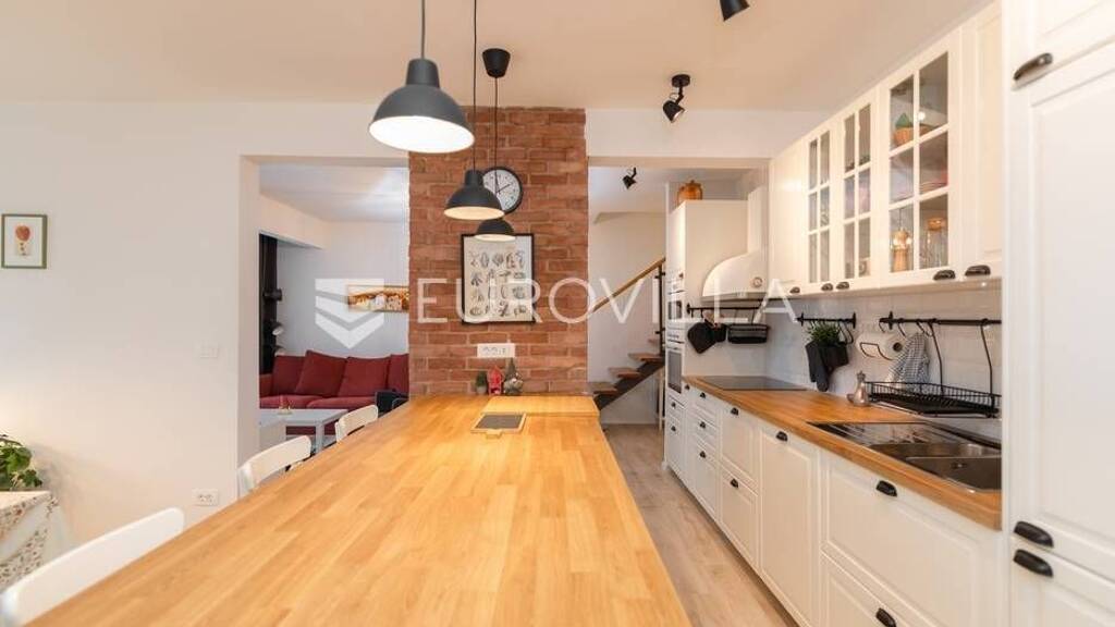 Wohnung zur Miete 1.400 € 2 Zimmer 112 m² 15. Geschoss Split 3 Bacvice - Firule 21000