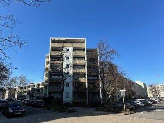 Studio zum Kauf 129.000 € 1 Zimmer 34 m² frei ab sofort Herbartstraße 61 Gleißhammer Nürnberg 90461