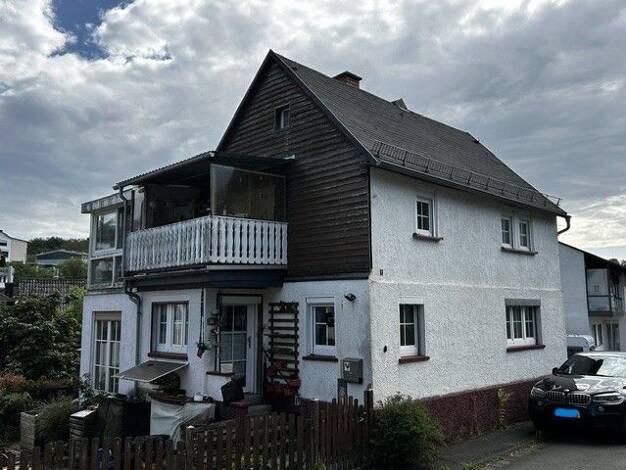 Einfamilienhaus zum Kauf 175.000 € 8 Zimmer 120 m² 538 m² Grundstück frei ab sofort Bechlingen Aßlar 35614