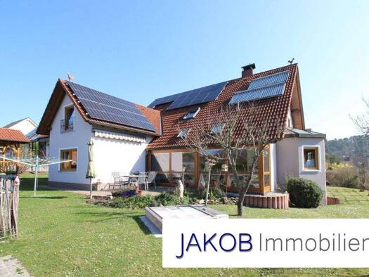 Mehrfamilienhaus zum Kauf 499.000 € 10 Zimmer 190 m² 898 m² Grundstück Mainleus 95336