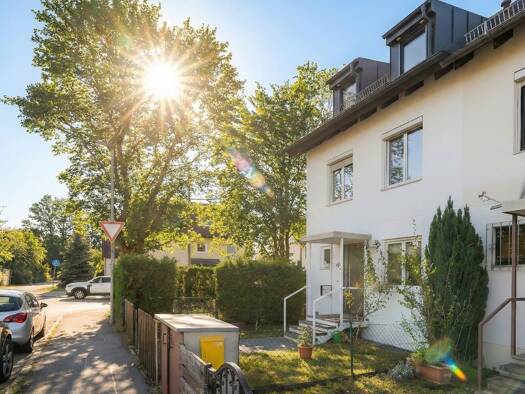Reihenendhaus zum Kauf 1.199.000 € 5 Zimmer 159 m² 498 m² Grundstück frei ab sofort Trudering-Riem München 81825
