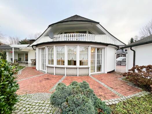 Haus zum Kauf 590.000 € 5 Zimmer 219 m² 812 m² Grundstück Lingen Lingen (Ems) 49809