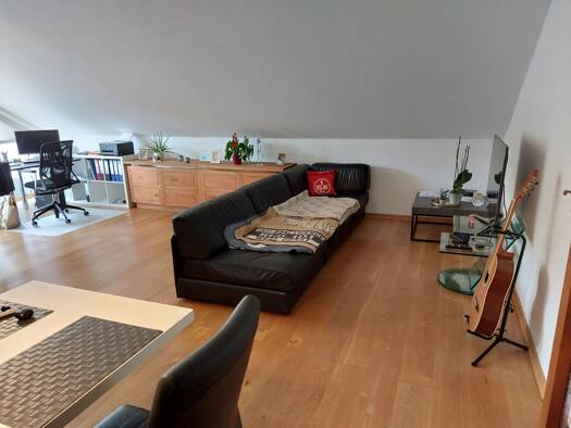 Wohnung zur Miete 900 € 2 Zimmer 65 m² Geschoss 2/3 frei ab 01.04.2026 Götzenhain Dreieich 63303