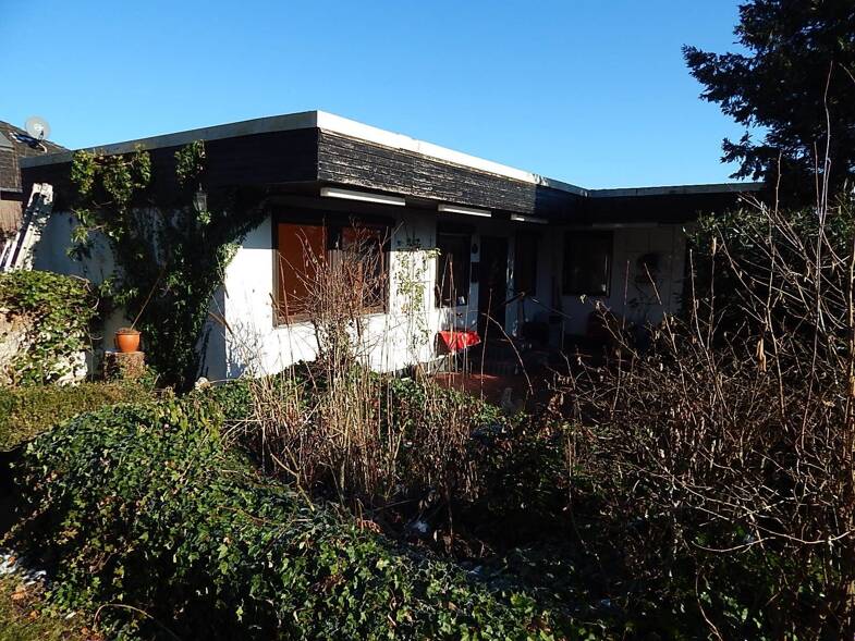 Einfamilienhaus zum Kauf 86.000 € 4 Zimmer 140 m² 867 m² Grundstück frei ab sofort Greene Einbeck 37574