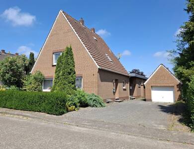 Haus zum Kauf 214.000 € 6 Zimmer 154 m² 792 m² Grundstück Elsfleth Elsfleth 26931