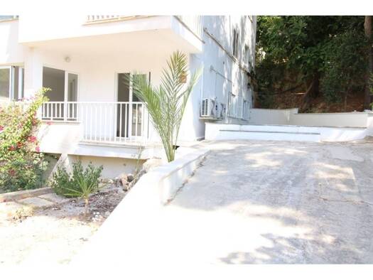 Wohnung zur Miete 1.900 € 3 Zimmer 250 m² Palma 07015