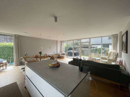 Einfamilienhaus zur Miete 2.490 € 6 Zimmer 169 m² 523 m² Grundstück frei ab 01.09.2026 Halstenbek 25469