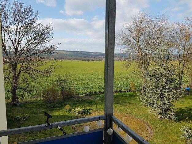 Wohnung zur Miete 550 € 2 Zimmer 62,7 m² 1. Geschoss frei ab 15.02.2026 Tröbsdorf Weimar 99428