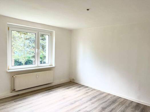 Wohnung zur Miete 250 € 2 Zimmer 47,3 m² frei ab sofort Straße der Freundschaft 7 Rosenow 17091