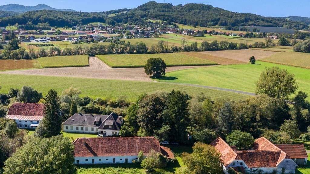 Land-/Forstwirtschaft zum Kauf 1.950.000 € 219.404 m² Grundstück Feldbach 8330