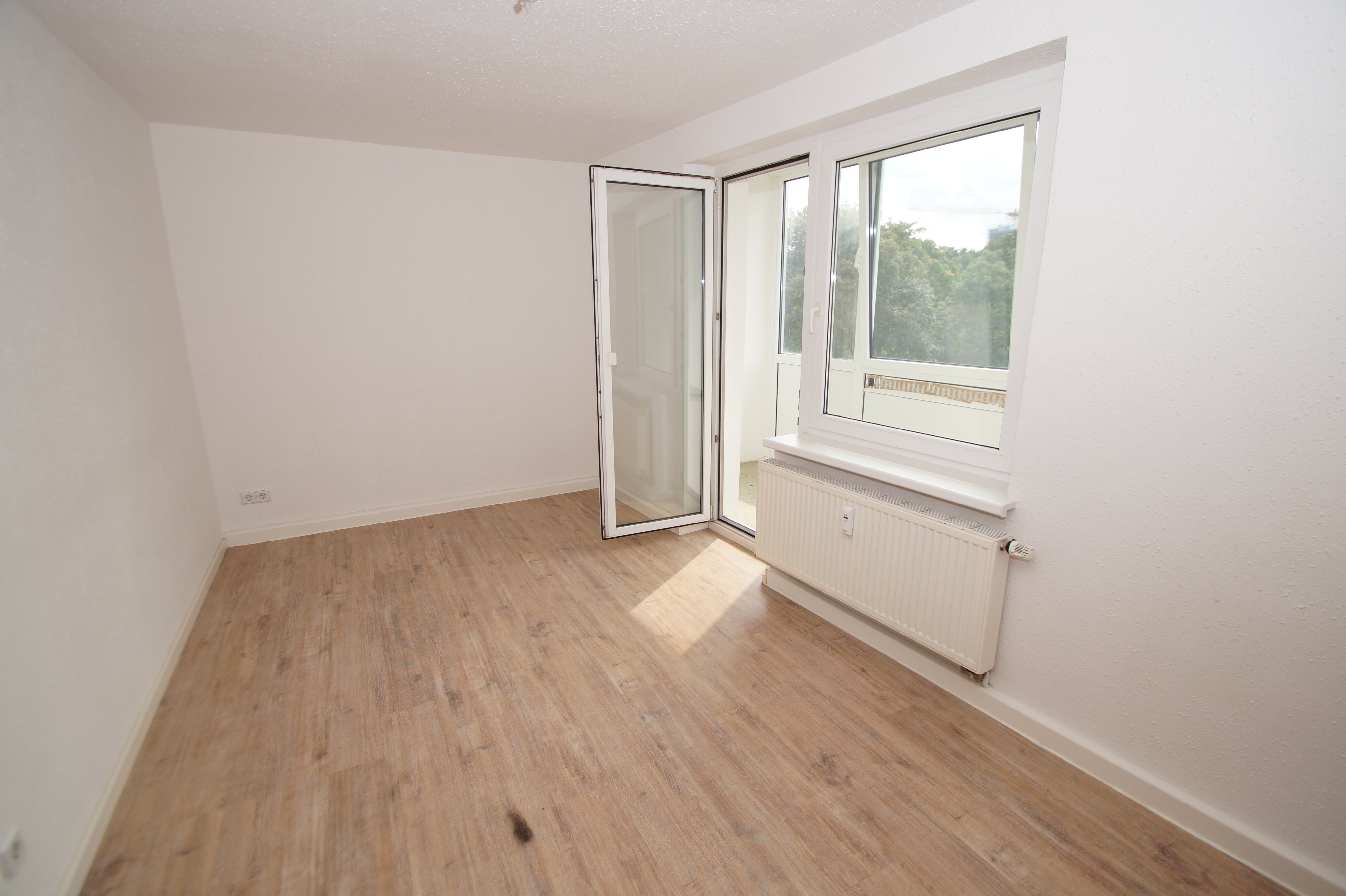 Wohnung zum Kauf provisionsfrei 414.000 € 6 Zimmer 133,5 m²<br/>Wohnfläche Krämpfervorstadt Erfurt 99085