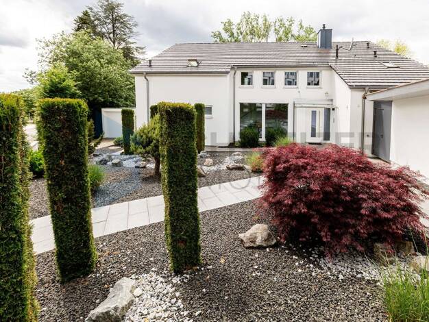 Einfamilienhaus zum Kauf 2.390.000 € 9 Zimmer 388 m² 1.274 m² Grundstück Waldhäuser Tübingen 72076