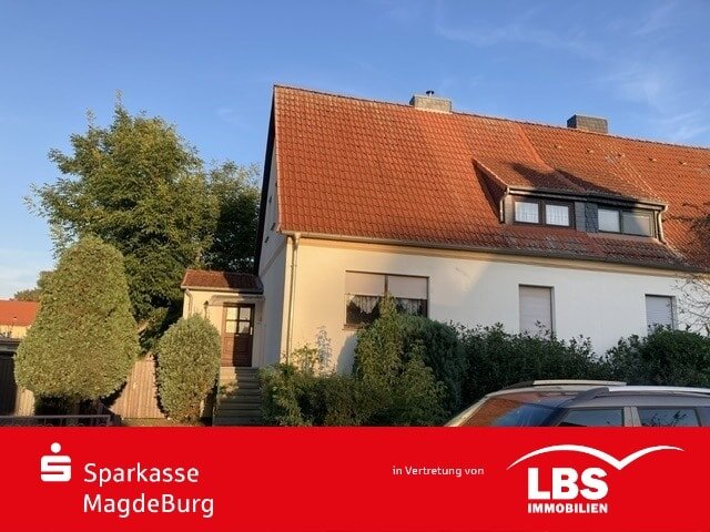 Doppelhaushälfte zum Kauf 135.000 € 3 Zimmer 100 m²<br/>Wohnfläche 622 m²<br/>Grundstück Genthin Genthin 39307