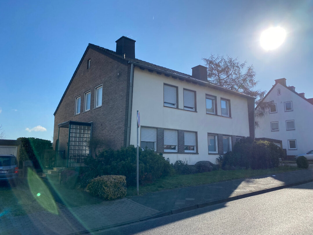 Doppelhaushälfte zum Kauf 262.000 € 4 Zimmer 85,4 m²<br/>Wohnfläche 528 m²<br/>Grundstück Hoserkirchweg 156 Hoser - Bockert Viersen 41747