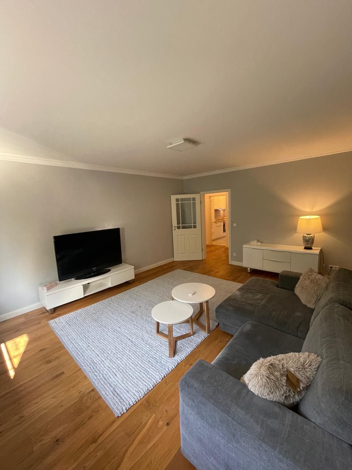 Apartment zur Miete 825 € 2 Zimmer 55 m²<br/>Wohnfläche ab sofort<br/>Verfügbarkeit Seilerstraße Innenstadt Frankfurt am Main 60313