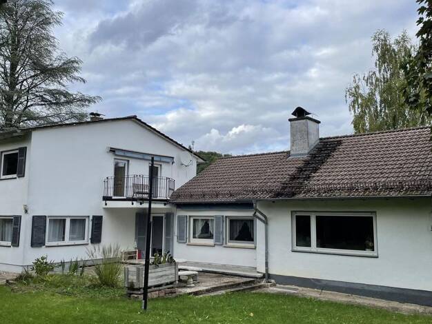 Mehrfamilienhaus zum Kauf provisionsfrei 649.000 € 8 Zimmer 270 m² 998 m² Grundstück Krautgartenweg 3 Waldhilsbach Neckargemünd-Waldhilsbach 69151