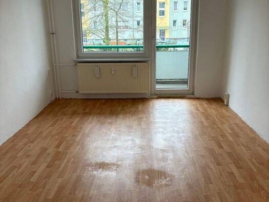 Wohnung zur Miete 339 € 2 Zimmer 48,4 m² EG frei ab 01.02.2026 Sperlingstraße 17 Vogelviertel Neubrandenburg 17034