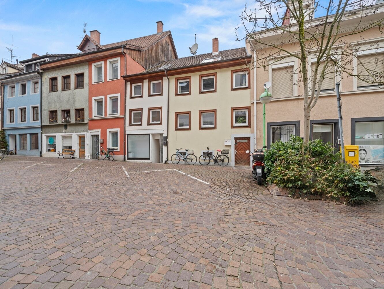 Mehrfamilienhaus zum Kauf 998.000 € 10,5 Zimmer 219 m²<br/>Wohnfläche 338 m²<br/>Grundstück Altstadt Konstanz 78462