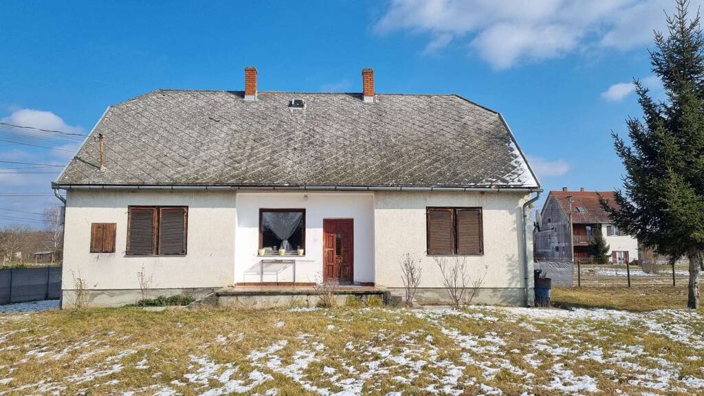 Einfamilienhaus zum Kauf 62.500 € 2 Zimmer 128 m² 1.885 m² Grundstück Csököly