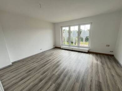 Wohnung zur Miete 330 € 3 Zimmer 65,4 m² 2. Geschoss frei ab sofort Michael-Meurer-Straße 3 Hainichen Hainichen 09661