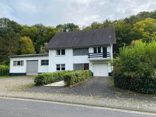 Haus zum Kauf 460.000 € 10 Zimmer 324 m² 3.314 m² Grundstück Gönnersdorf 53498