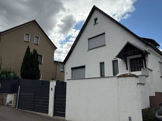 Haus zur Miete 1.200 € 5 Zimmer frei ab sofort Gartenstraße 4 Borna 04552