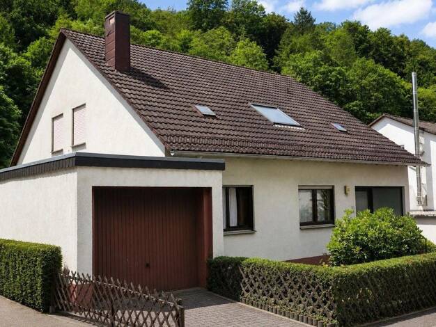 Mehrfamilienhaus zum Kauf provisionsfrei 149.000 € 7 Zimmer 182 m² 548 m² Grundstück frei ab 29.10.2026 Finsterbachstraße 32 Niedersimten Pirmasens 66955