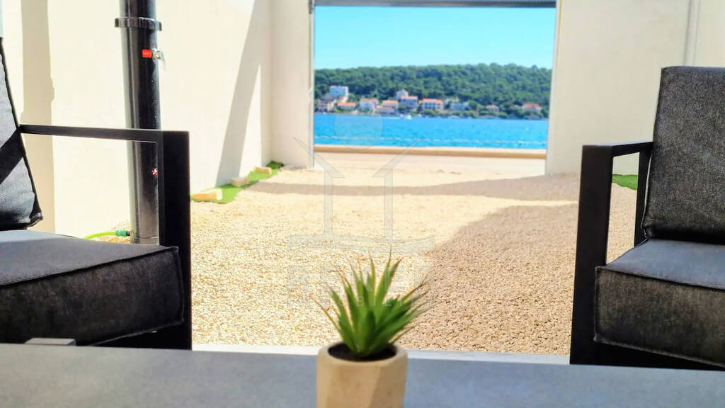 Reihenmittelhaus zum Kauf 720.000 € 3 Zimmer 130 m² 60 m² Grundstück Tisno 22240