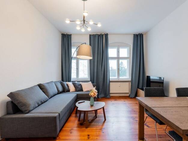 Wohnung zur Miete 800 € 2 Zimmer 65 m² Geschoss EG/1 frei ab sofort Maxvorstadt München 80799