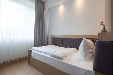 Wohnung zur Miete Wohnen auf Zeit 1.370 € 1 Zimmer 20 m² frei ab sofort Rognitzstraße Westend Berlin 14057