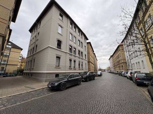 Wohnung zur Miete 790 € 3 Zimmer 74,5 m² Geschoss 3/4 frei ab 01.05.2026 Laffertstraße 2 Braunschweig 38118