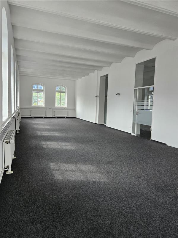 Bürofläche zur Miete provisionsfrei 3.300 € 50 m²<br/>Bürofläche Str. der Pariser Kommune Friedrichshain Berlin 10243