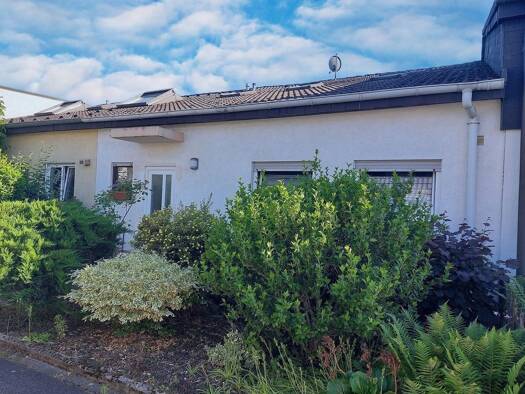 Reihenmittelhaus zum Kauf 460.000 € 5 Zimmer 125 m² 201 m² Grundstück Ettlingen 76275