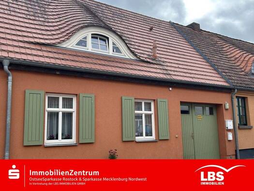 Stadthaus zum Kauf 230.000 € 4 Zimmer 97 m² 244 m² Grundstück Tessin 18195