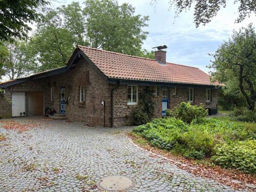 Einfamilienhaus zum Kauf 648.000 € 5 Zimmer 130 m² 10.525 m² Grundstück frei ab 01.01.2027 Niep Neukirchen-Vluyn 47506