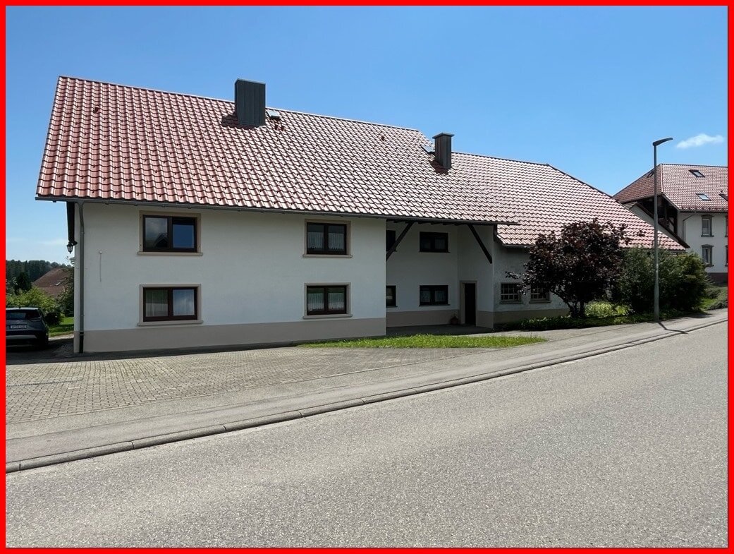 Mehrfamilienhaus zum Kauf 749.000 € 10 Zimmer 323,4 m²<br/>Wohnfläche 3.533 m²<br/>Grundstück Bannholz Weilheim 79809