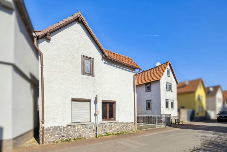 Einfamilienhaus zum Kauf 115.000 € 5 Zimmer 94 m² 261 m² Grundstück Langd Hungen-Langd 35410